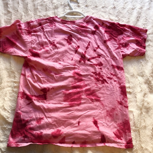 Pink tie die Gildan t shirt - Picture 3 of 4